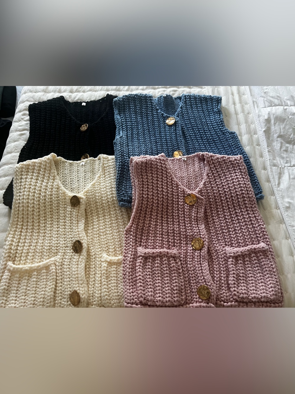 Women’s Chunky Knit Button Vest Bundle
